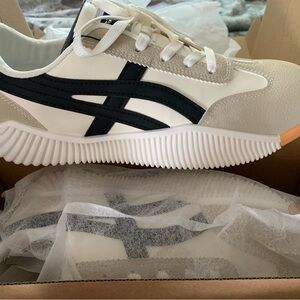 Stylish Women's Beige and Black Sneakers